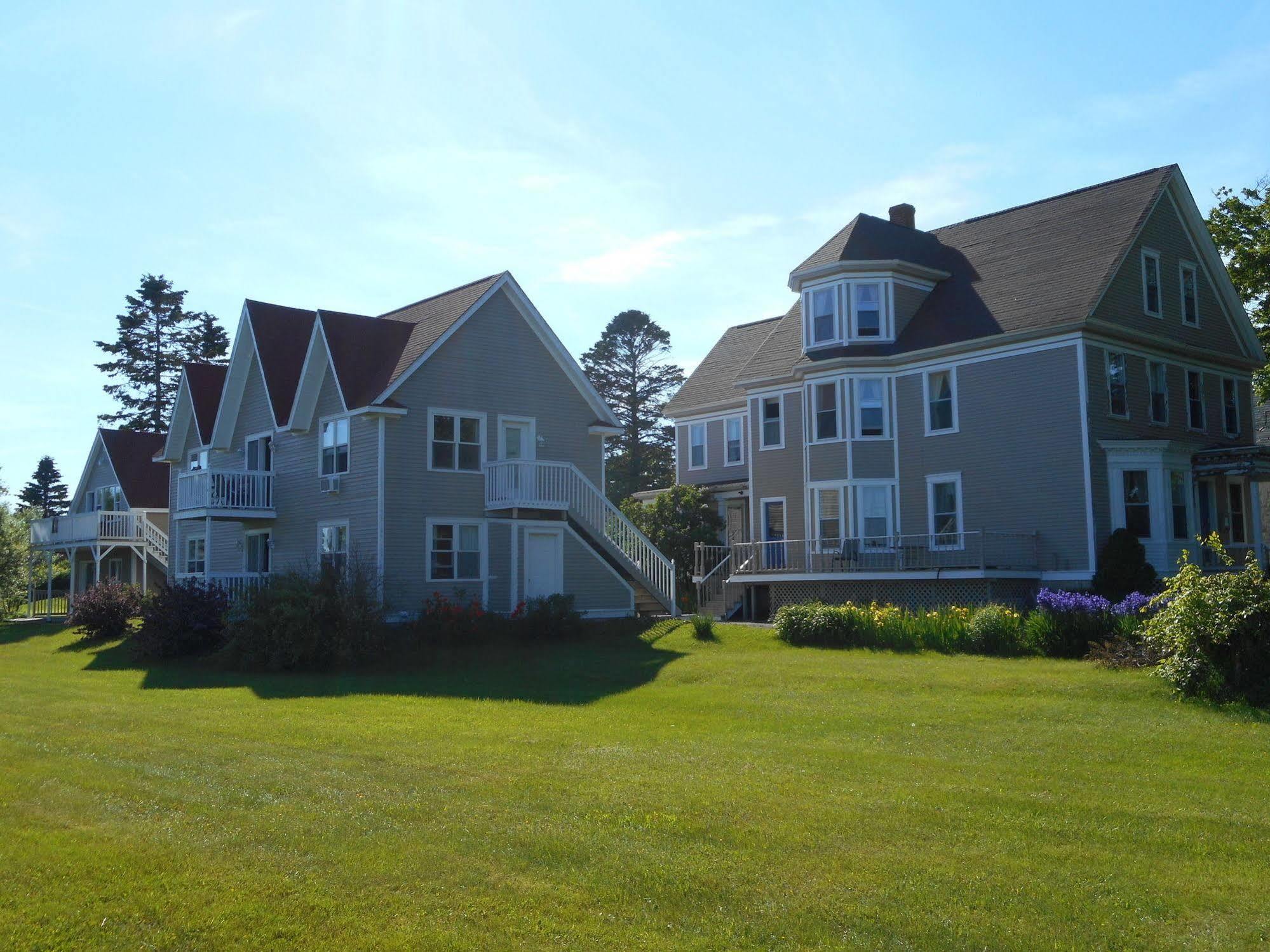 Tidal Watch Inn St. Martins Экстерьер фото